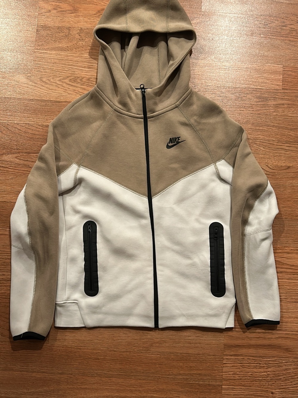 Nike Kids Two-Tone Hooded Zip Jacket - Cream & Tan with Black pockets
